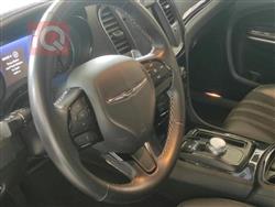 کرایسلەر 300